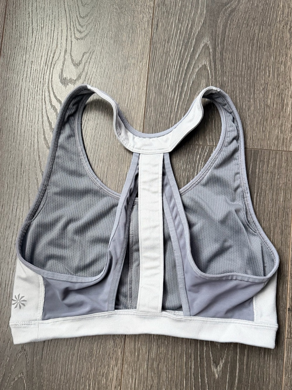 Athleta Gray Performance Sports Bra workout active wear size Small no padding - Picture 3 of 7